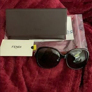 AUTH Fendi sunglasses